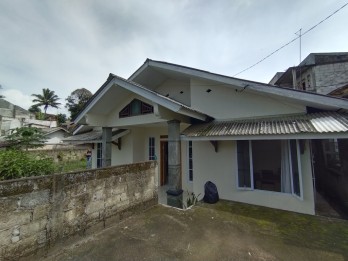 RUMAH FULL RENOV CIDAHU