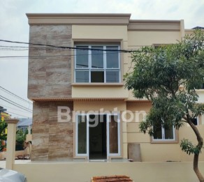 RUMAH 2 LANTAI GADING SERPONG SEKTOR 7A TANGERANG