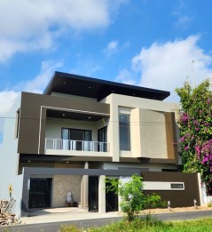 RUMAH MEWAH, ADA PRIVAT POOL VIEW SAWAH DAN GUNUNG MERAPI DI NGAGLIK, SLEMA