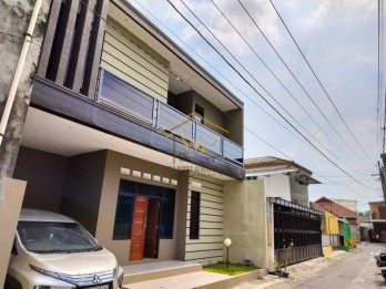 RUMAH MEWAH SIAP HUNI DI TEGALREJO, HANYA 6 MENIT KE TUGU JOGJA