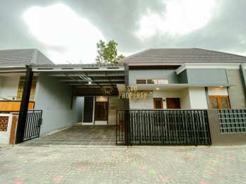 RUMAH SIAP HUNI DI SLEMAN 5 MENIT DARI RSU MITRA PARAMEDIKA