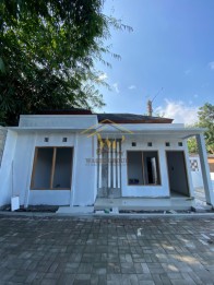 RUMAH SIAP HUNI SUDAH FREE BIAYA LAIN LAIN DI PRAMBANAN, SLEMAN