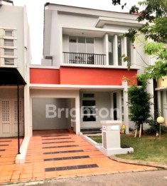 RUMAH SIAP HUNI TOPAZ PONDOK HIJAU GOLF GADING SERPONG