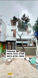 RUMAH TAHAP RENOVASI 2 LANTAI DI PONDOK UNGU PERMAI DEPAN