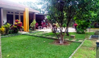 RUMAH VILLA LUAS CIJERUK