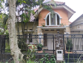Rumah Bagus 3 Kamar di Villa Golf Araya Malang GMK02716
