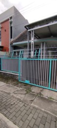 Rumah Bagus Minimalis di Arjosari Malang GMK02881