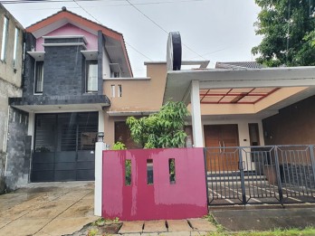 Rumah Bagus dan Strategis 2 Lantai di Sleman, Yogyakarta