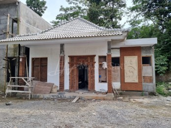 Rumah Baru Etnik Modern Akses Mudah Di Borobdur