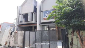 Rumah Kawasan Dharmahusada Dekat RSUD dr. Soetomo Surabaya Belakang Depot b