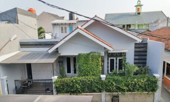 Rumah Dijual di Perumahan Villa Ilhami Karawaci Tangerang