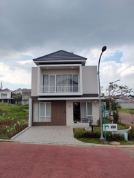 Rumah Full Furnished di Paramount Village Semarang