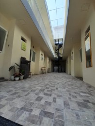 Rumah Kos Aktif Full Furnished Murah di Jl Tlogo A