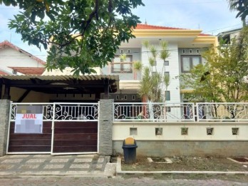 Rumah Kosong Dua Lantai di Jalan Sidosermo PDK Surabaya