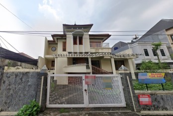 Rumah Mewah Kosong Kawasan Pondok Pinang Jakarta Selatan