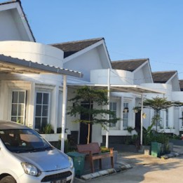 Rumah Otentik Eroap di Cluster Monterosa