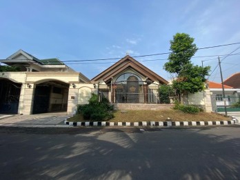 Rumah Sultan Dijual di Dr Sutomo Malang