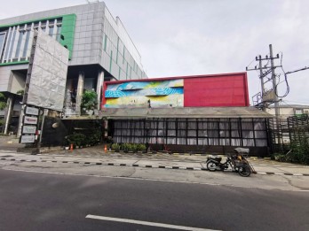 Rumah Usaha Poros Jalan Letjen Sutoyo Tengah Kota Malang