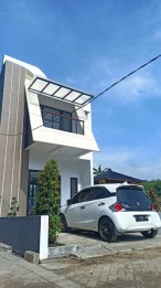 Rumah Vila dijual murah Batu