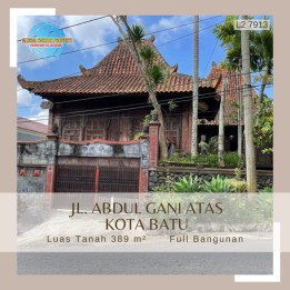 Rumah Villa Joglo Vintage Klasik Modern Strategis di Kota Batu