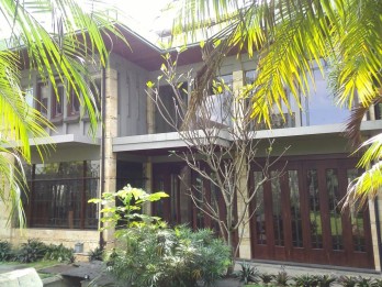 Rumah Villa Mewah Kawasan Cipaganti Permai Kota Bandung