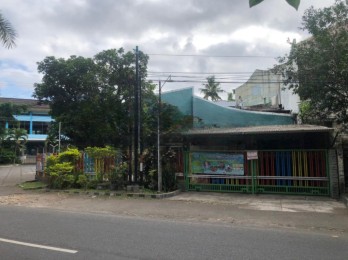 Rumah hook lokasi strategis bisa untuk kantor, atau usaha di Kota Malang