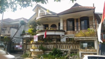 Rumah Mewah 2 Lantai Raya Tidar Malang