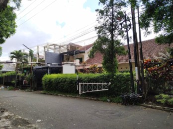 Rumah Strategis di Jl Gresik Gading Kasri Malang