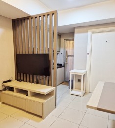 Sewa Apartemen Green Lake Sunter Tower 2 2BR Dekat Sunter Mall