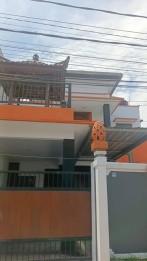 Sewa Min 2 Tahun Rumah Nyaman 2 Lantai 4+1 Kamar Pulau Saelus Denpasar Sela