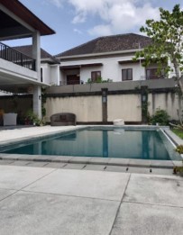 Sewa Min 2 Tahun Villa Mewah Full Furnished Fasilitas Lengkap 3 Kamar Padan