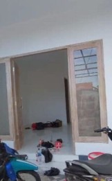 Sewa Rumah Baru Semi Furnished 2 Lantai 2 Kamar Tengah Kota Denpasar Seseta