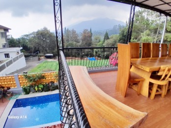 Sewa Villa Dinar Mountain View di Villa Istana Bunga Bandung