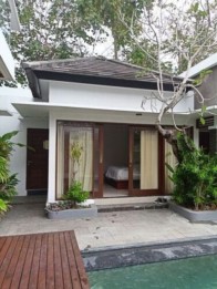 Sewa Villa Mewah Full Furnished 2 Lantai 3 Kamar Pantai Nyanyi Tabanan