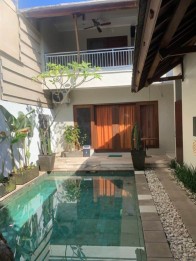 Sewa Villa Minimalis Full Furnished Hadap Utara 2 Lantai 3+1 Kamar Sanur