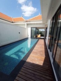 Sewa Villa Modern Minimalis Private Pool Suasana Sawah Pedesaan Nyaman Tana