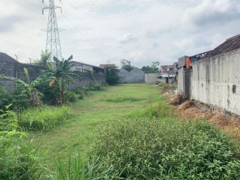 TANAH LUAS DI BANTUL 5 MENIT DARI KAMPUS ISI YOGYAKARTA