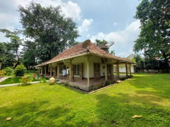 TANAH LUAS DI PUSAT KOTA JOGJA DEKAT DENGAN KAMPUS UGM, UNY