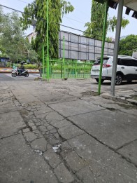 Tanah luas cocok untuk usaha atau sekolah di pusat kota Madiun