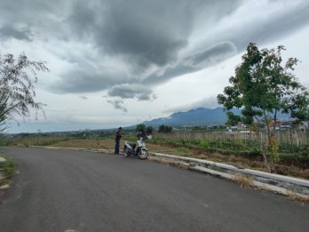 Tanah subur luas akses kavling view keren pegunungan Junrejo Batu