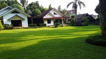 Villa Eljusna Dijual di Cisarua Bogor